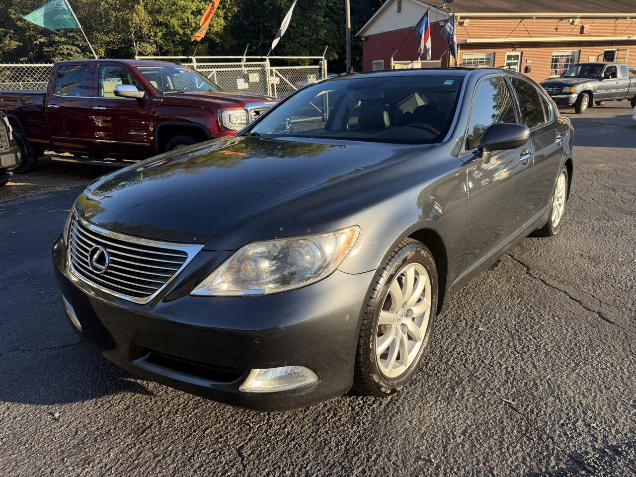 Lexus LS 460 4dr Sdn RWD 2009