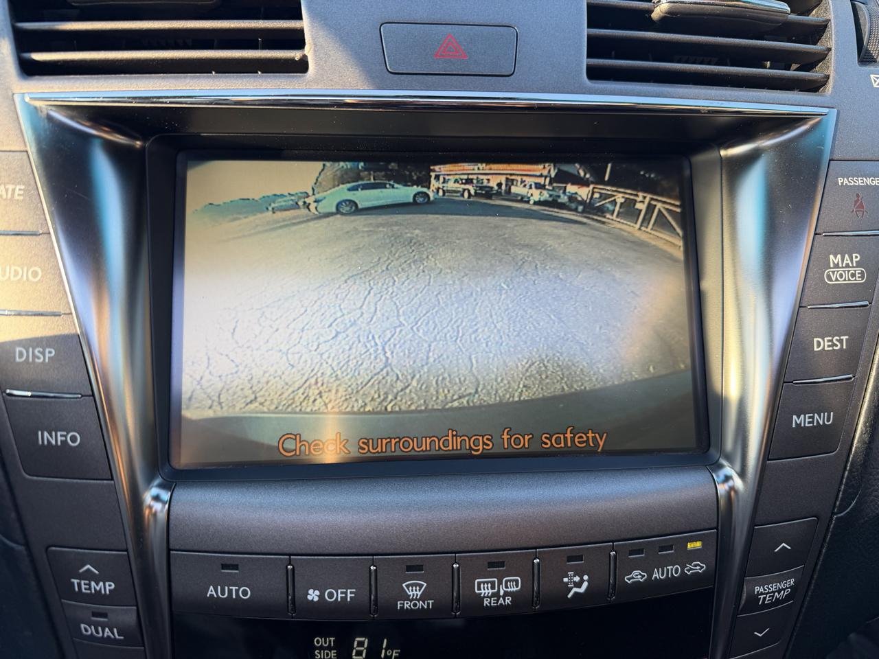 Lexus LS 460 4dr Sdn RWD 2009