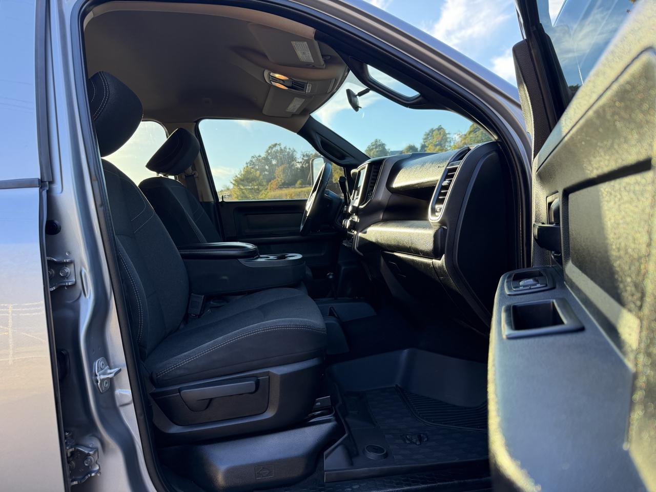 RAM 2500 SLT Crew Cab 4WD 2020