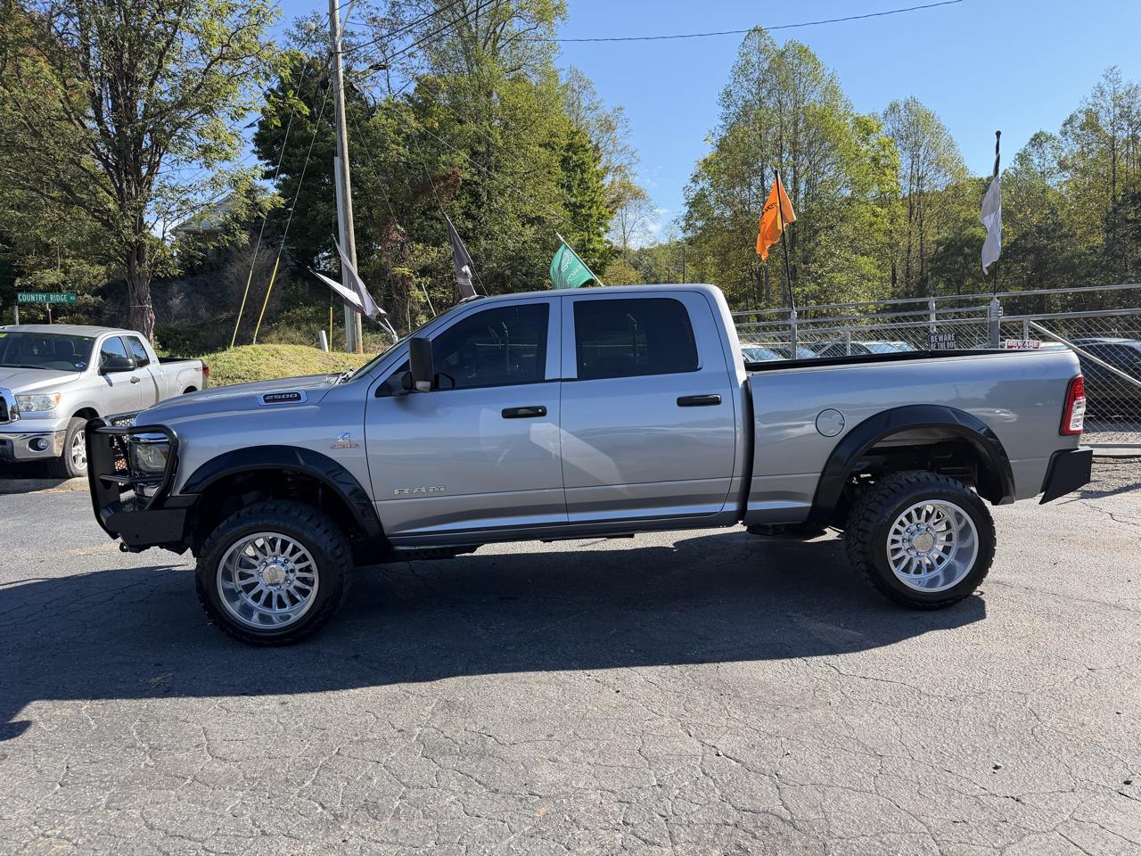 RAM 2500 Tradesman Crew Cab 4WD LWB 2020