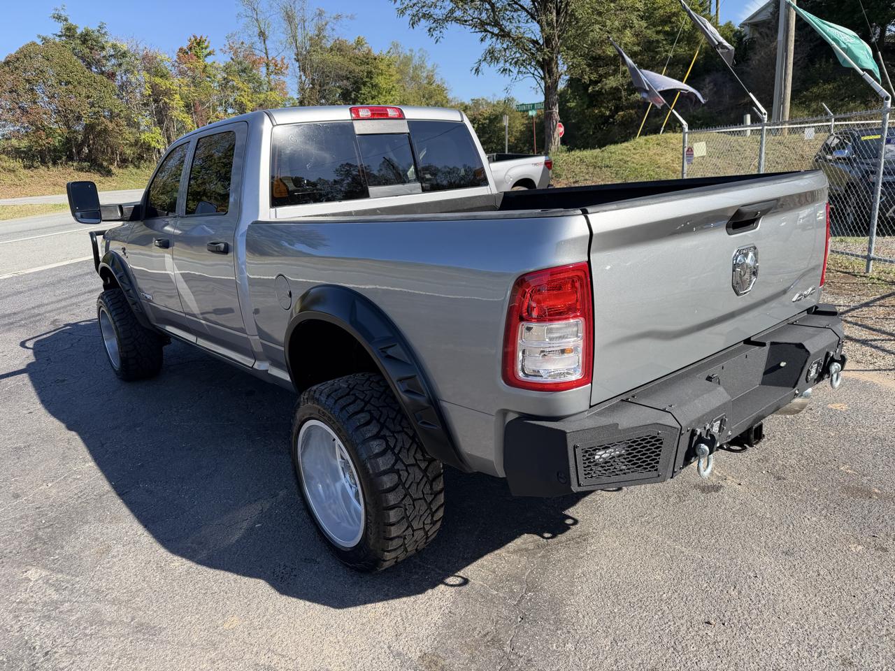 RAM 2500 Tradesman Crew Cab 4WD LWB 2020