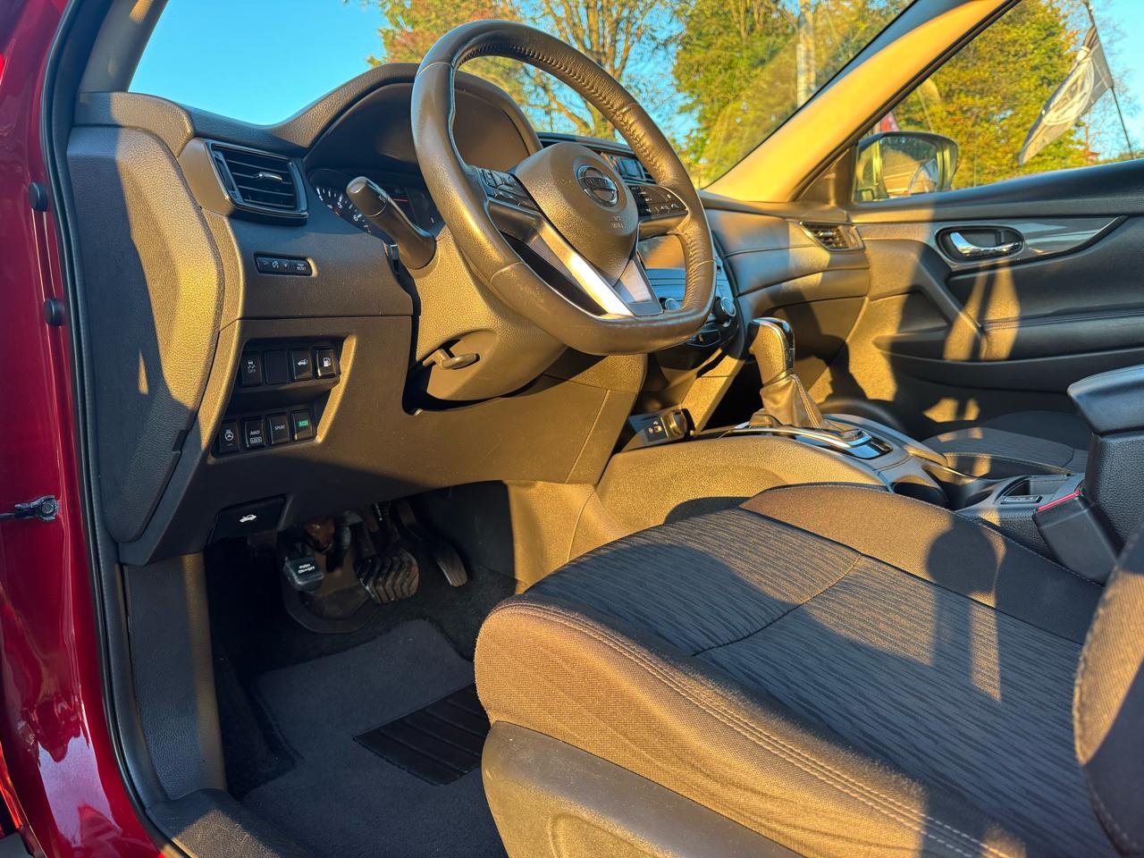 Nissan Rogue AWD SV 2018