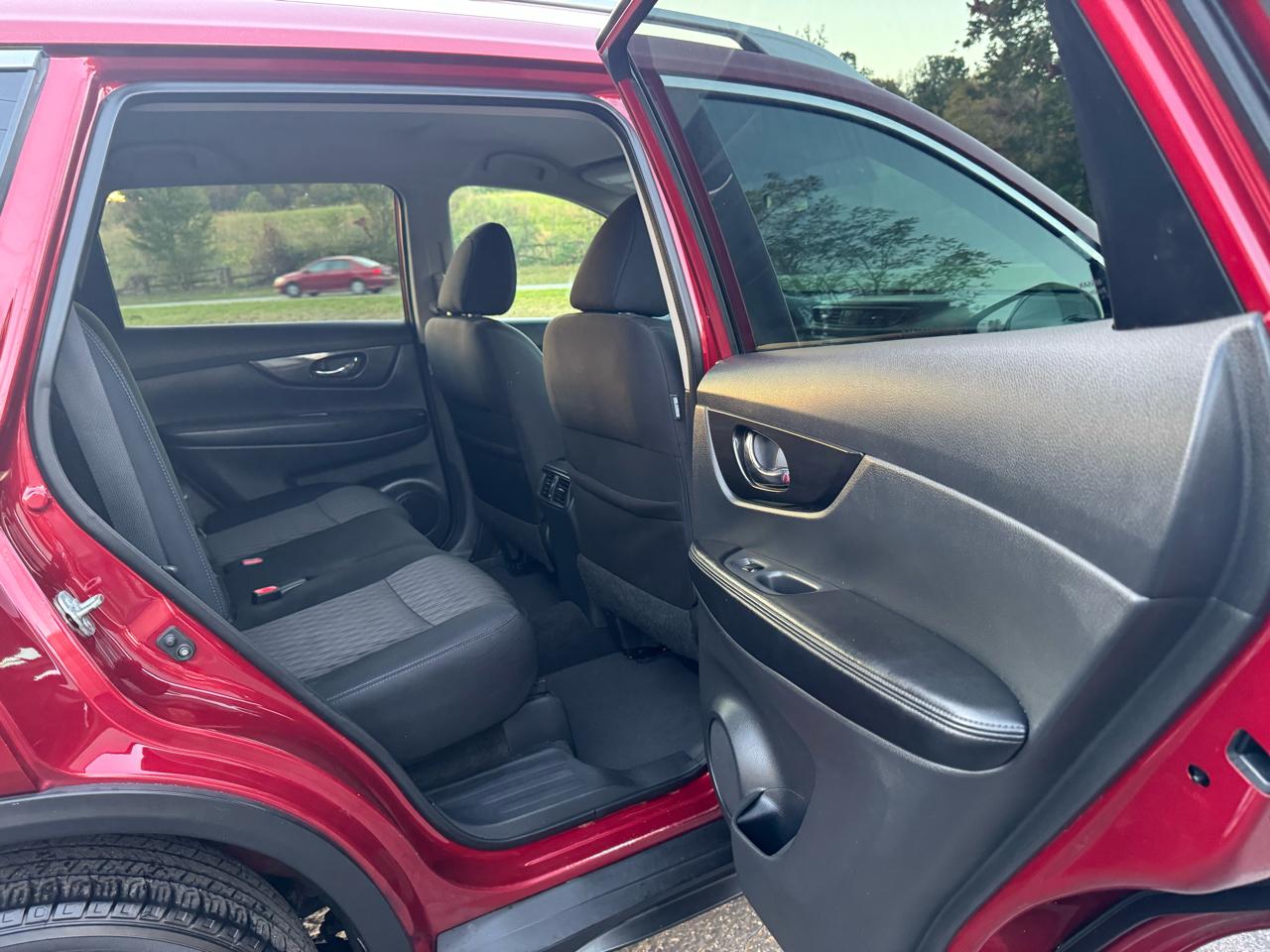 Nissan Rogue AWD SV 2018
