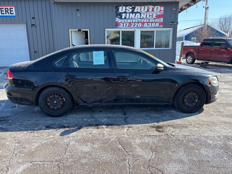 2012 Volkswagen Passat 2.5L S W/Appearance