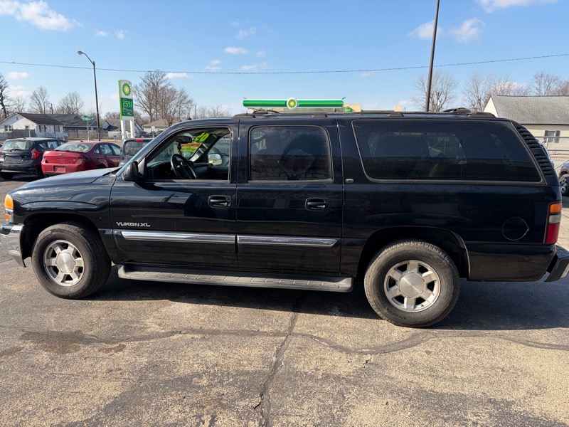 GMC Yukon XL 1500 2WD 2005