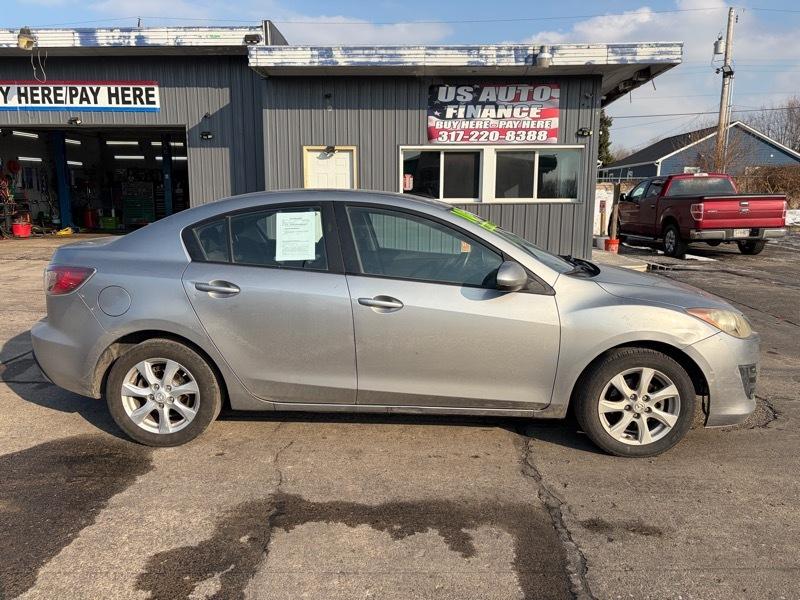 2010 Mazda MAZDA3 i SV 4-Door