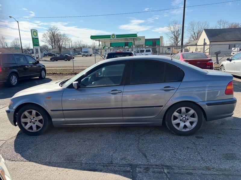 BMW 3-Series 325i Sedan 2003