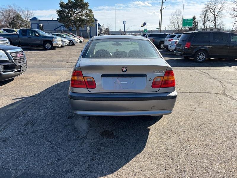 BMW 3-Series 325i Sedan 2003