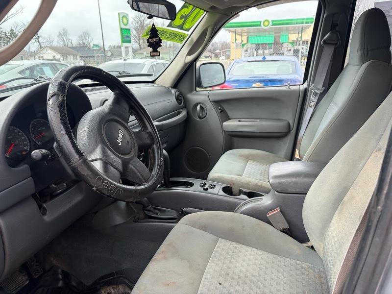 Jeep Liberty Sport 4WD 2005