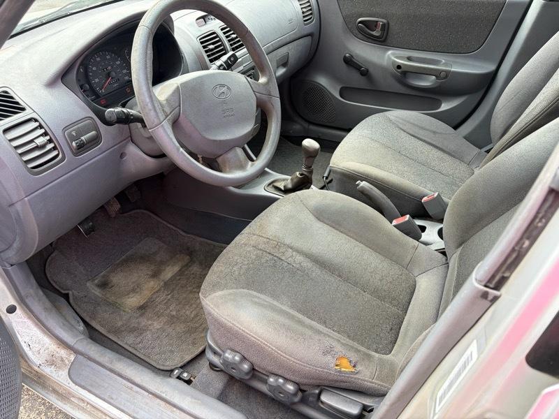 Hyundai Accent  2002