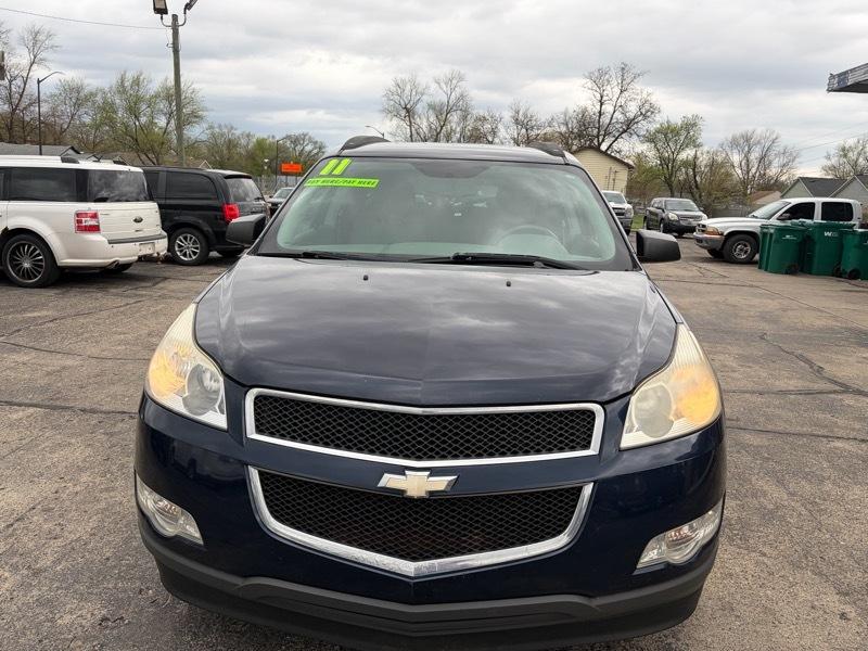 Chevrolet Traverse LS FWD w/PDC 2011