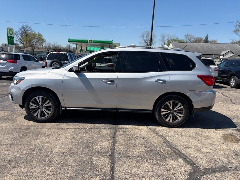 Nissan Pathfinder S 2WD 2017