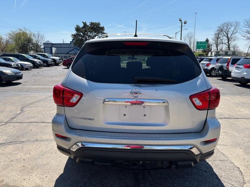 Nissan Pathfinder S 2WD 2017