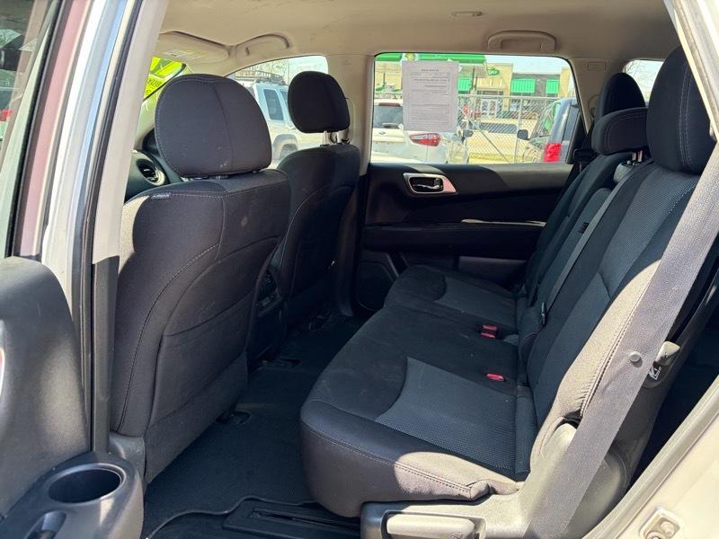 Nissan Pathfinder S 2WD 2017