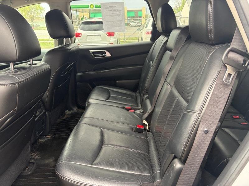 Nissan Pathfinder S 4WD 2013