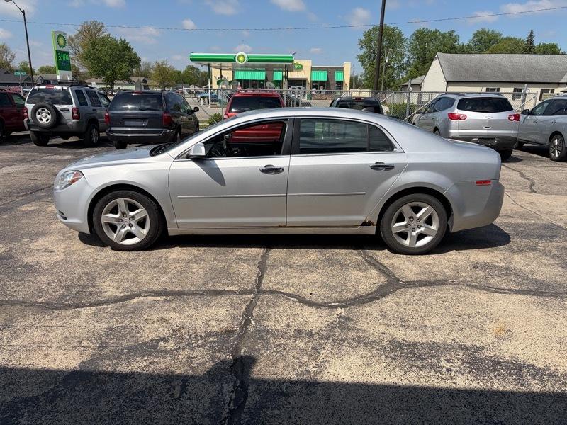 Chevrolet Malibu 1LT 2012
