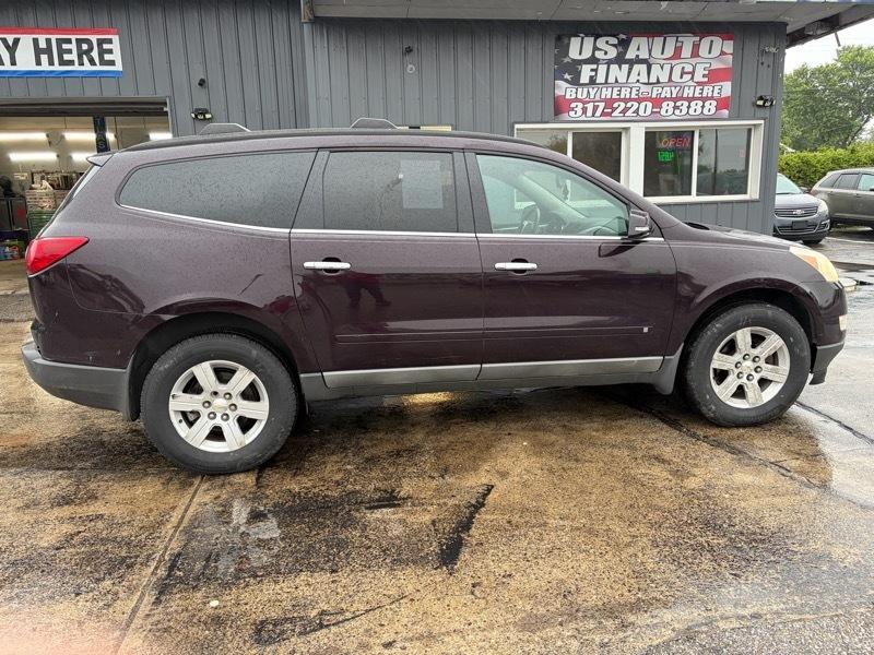 Chevrolet Traverse LT1 FWD 2010