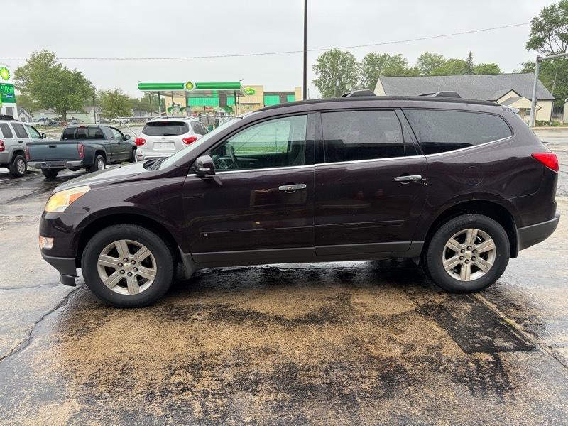 Chevrolet Traverse LT1 FWD 2010