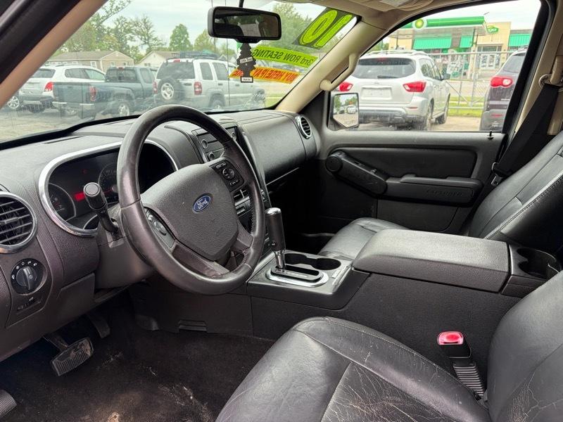 Ford Explorer XLT 4.0L 4WD 2010