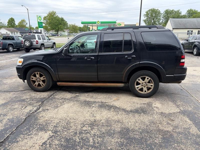 Ford Explorer XLT 4.0L 4WD 2010