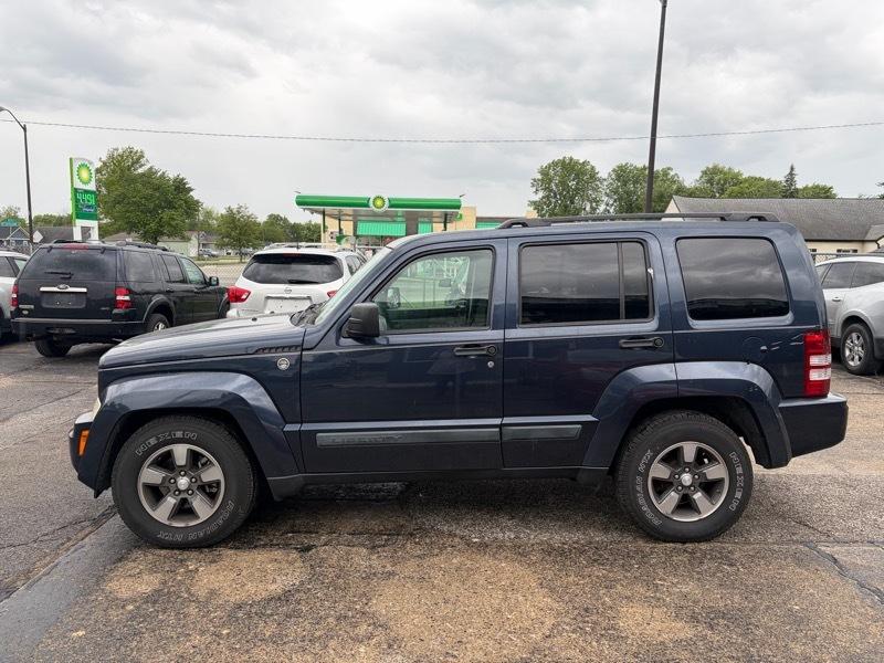 Jeep Liberty Sport 4WD 2008