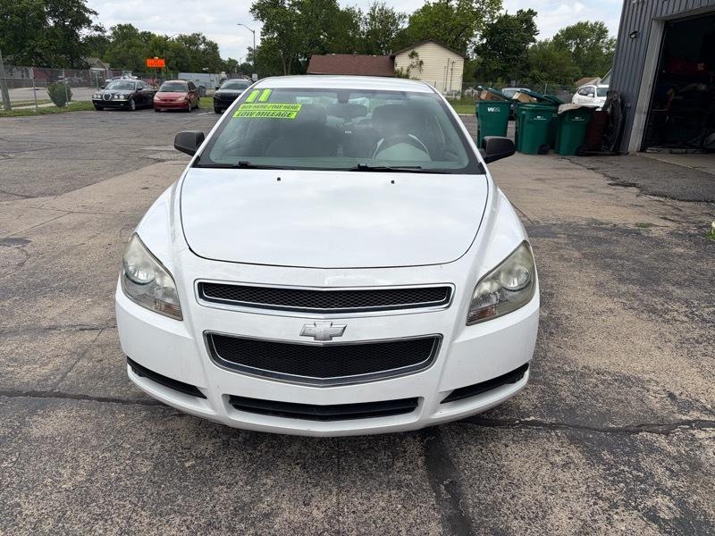 Chevrolet Malibu LS 2011