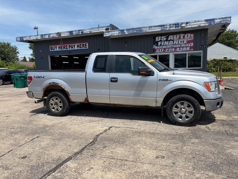 2011 Ford F-150 XL SuperCab 8-ft. Bed 4WD