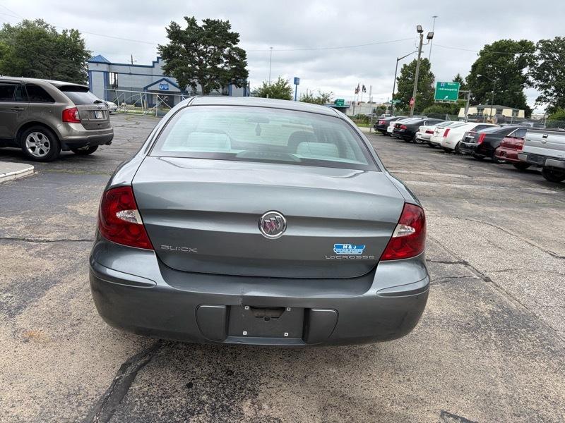 Buick LaCrosse CX 2005