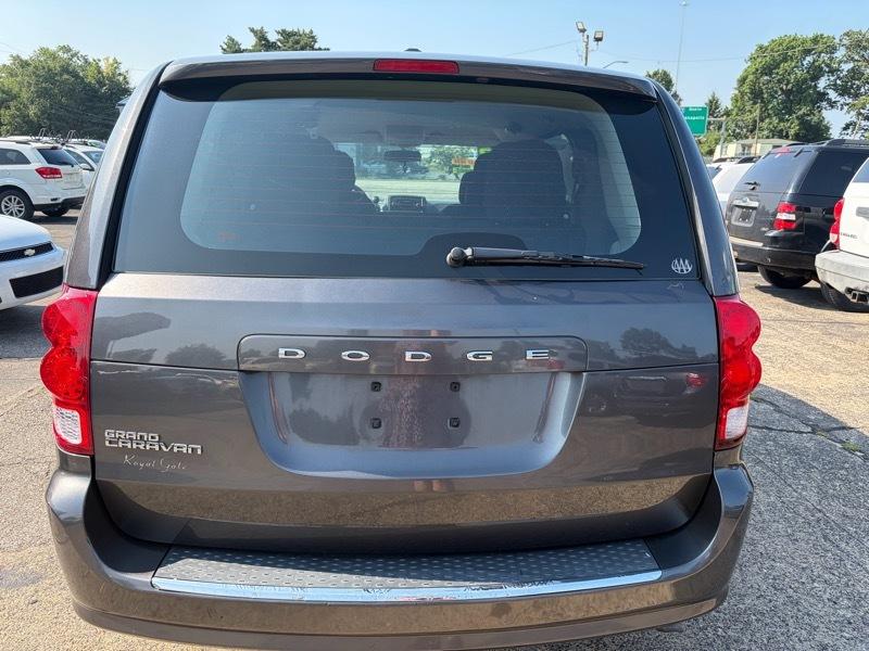 Dodge Grand Caravan SE 2015