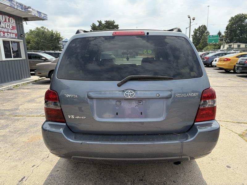 Toyota Highlander Limited V6 4WD 2005