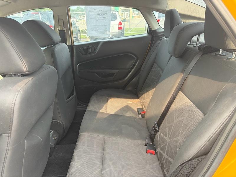 Ford Fiesta SEL Sedan 2012