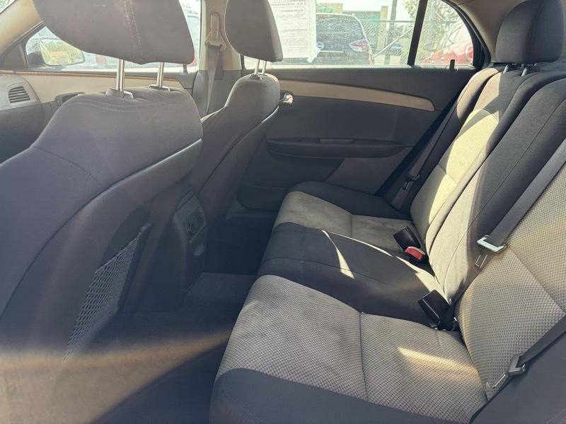 Chevrolet Malibu 1LT 2012