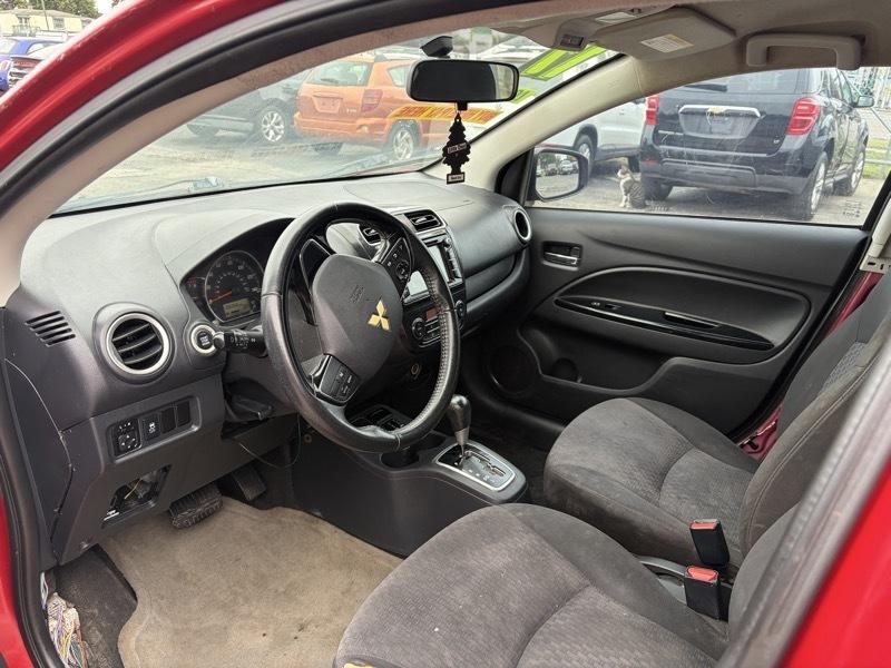 Mitsubishi Mirage photo 5