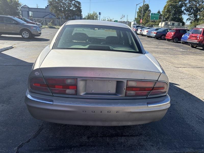 Buick Park Avenue Sedan 1998