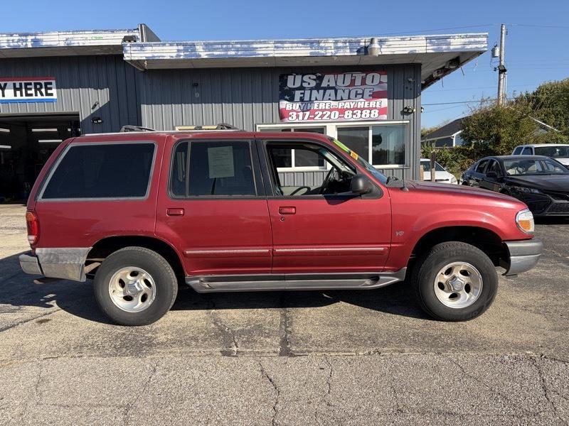 Ford Explorer XLT AWD 2001