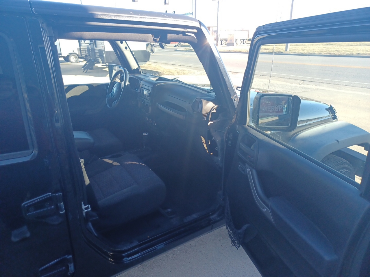 Jeep Wrangler Unlimited Sport 4WD 2011