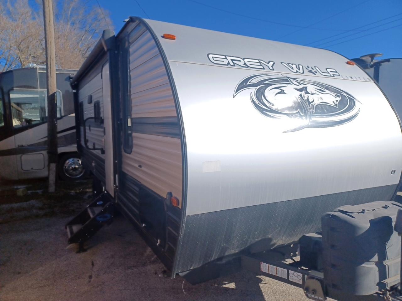 Forest River Grey Wolf Base 2019