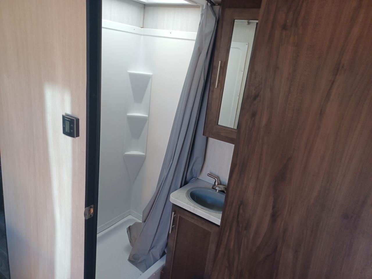 Forest River Grey Wolf Base 2019