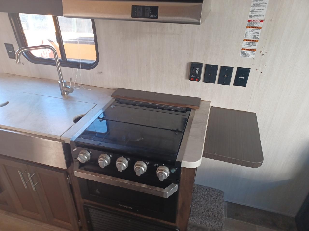 Forest River Grey Wolf Base 2019