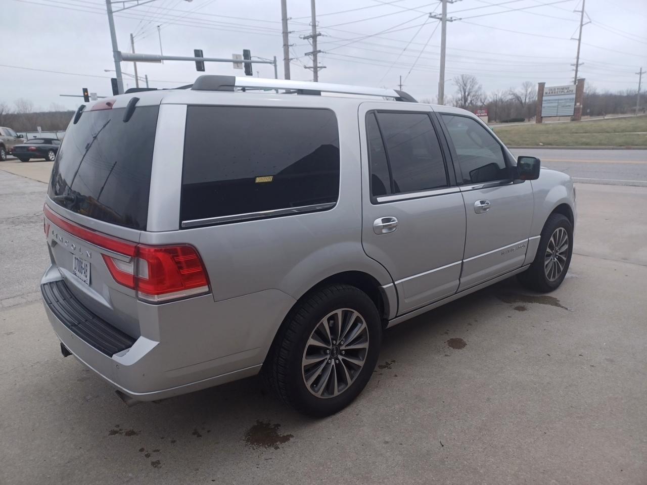Lincoln Navigator 4WD 2015