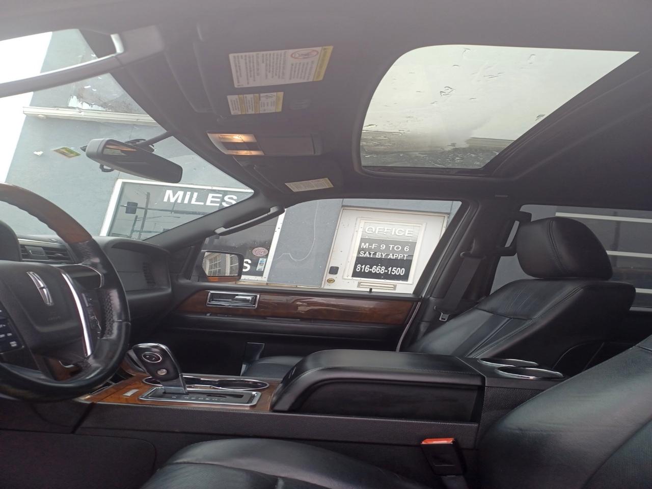 Lincoln Navigator 4WD 2015