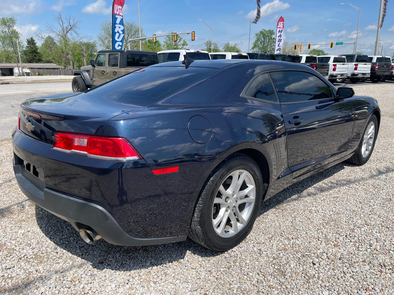 Chevrolet Camaro 1LS Coupe 2015