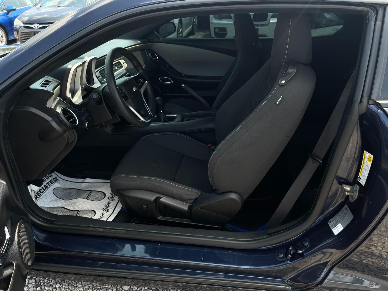 Chevrolet Camaro 1LS Coupe 2015