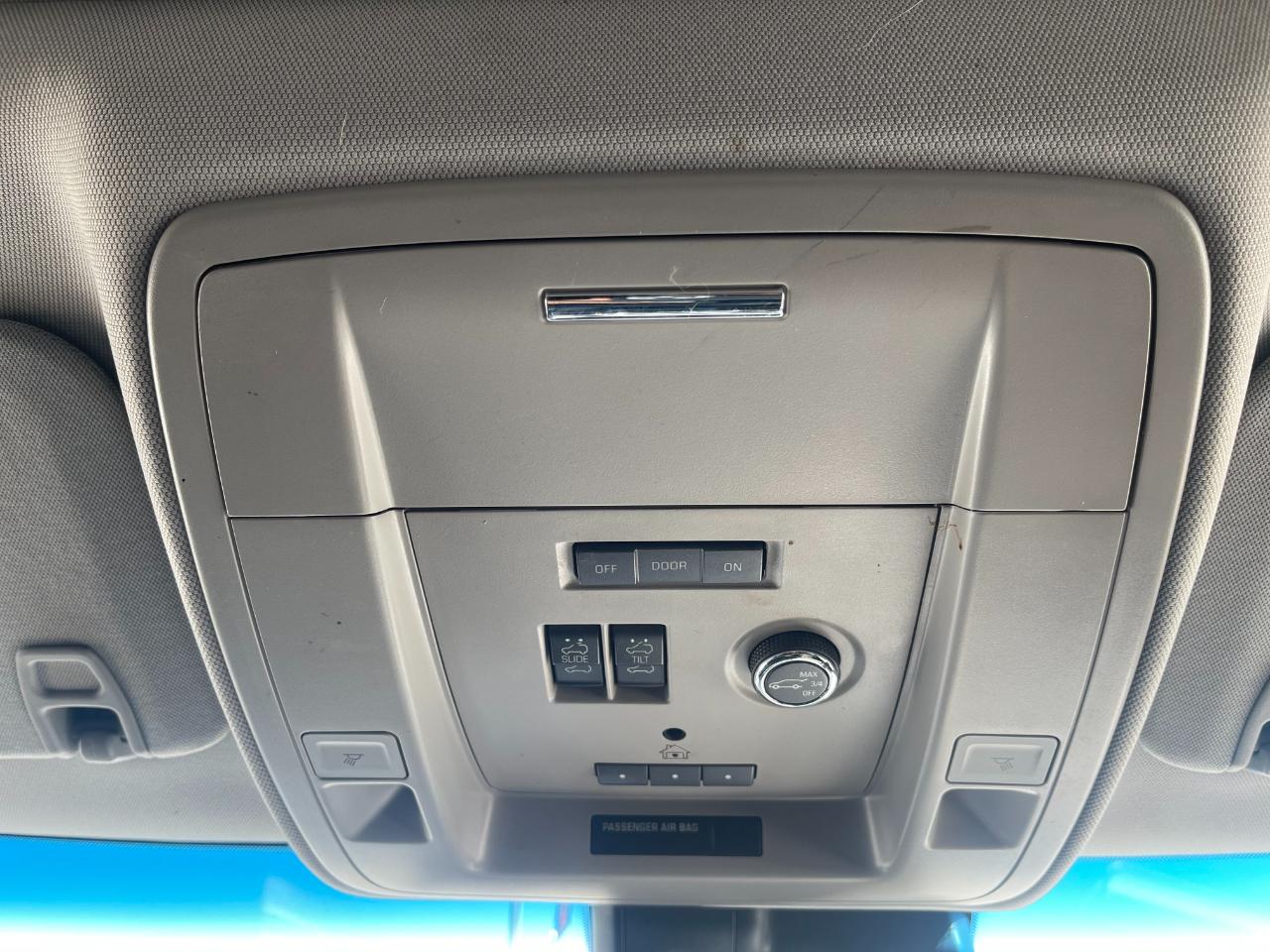 GMC Yukon XL SLT 4WD 2016