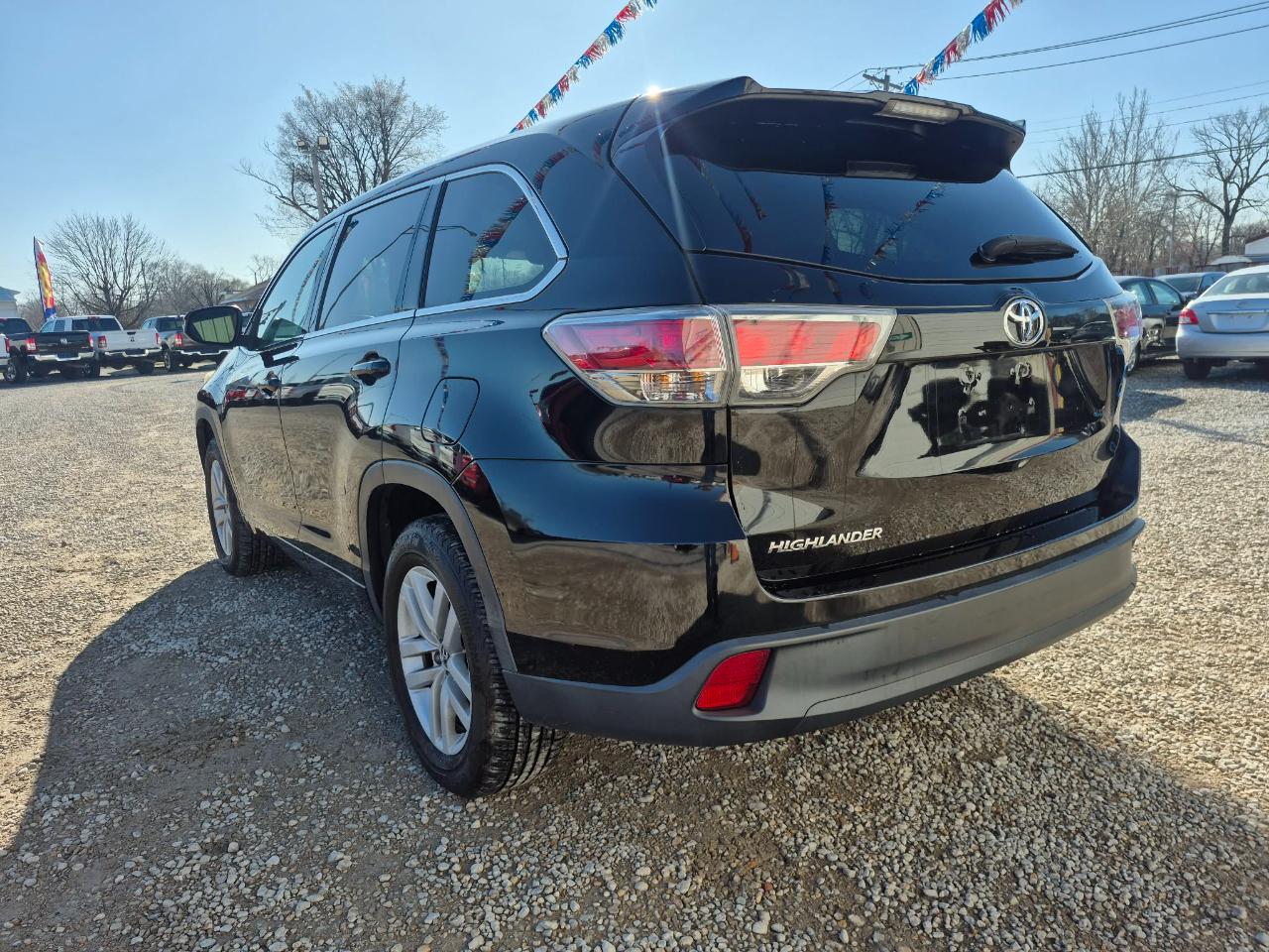 Toyota Highlander LE FWD I4 2016