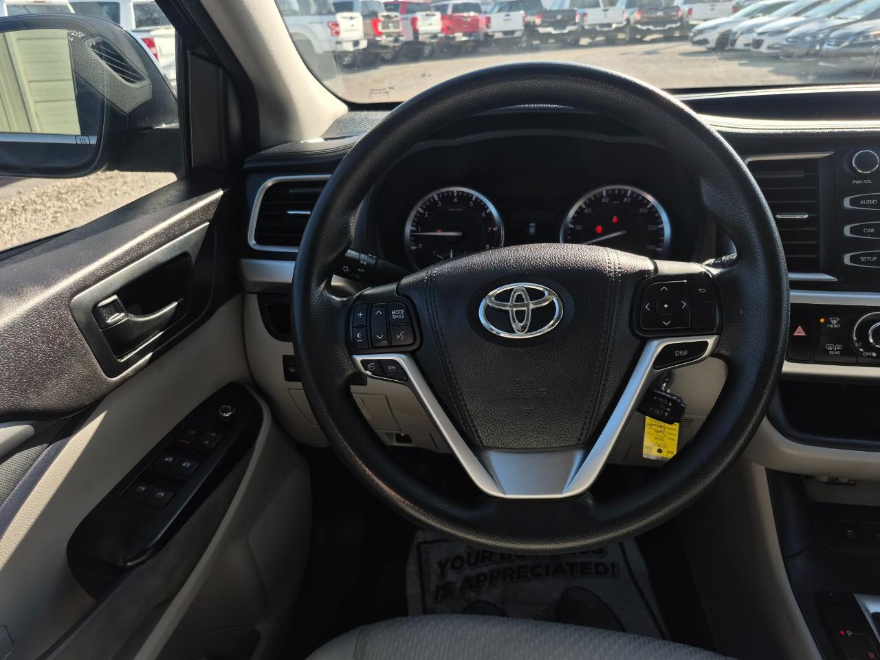 Toyota Highlander LE FWD I4 2016