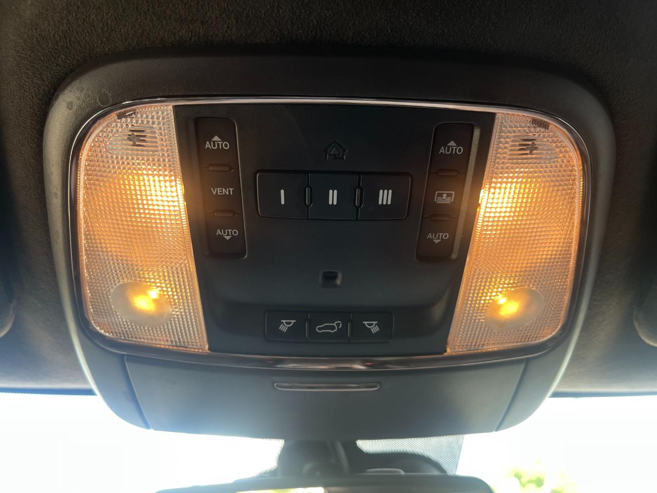 Jeep Grand Cherokee Summit 4WD 2014