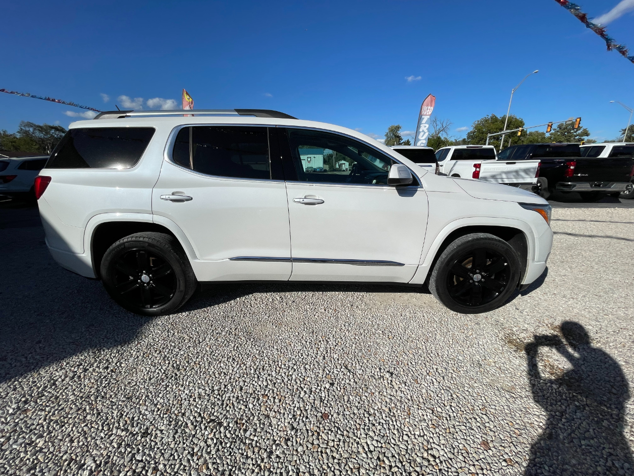 GMC Acadia Denali AWD 2017 GMC Acadia Denali AWD 2017
