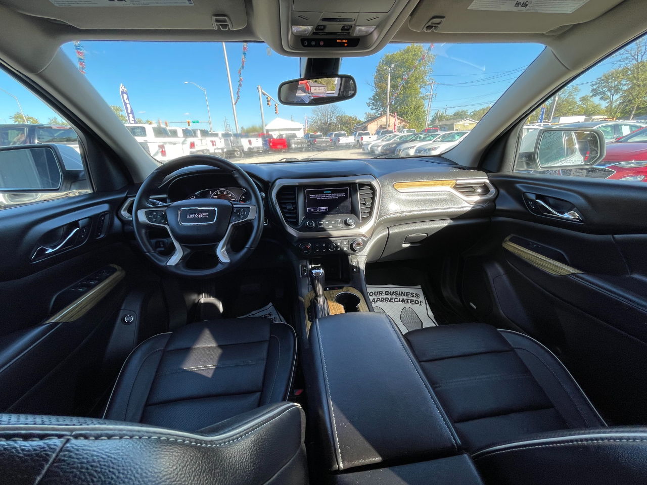 GMC Acadia Denali AWD 2017 GMC Acadia Denali AWD 2017