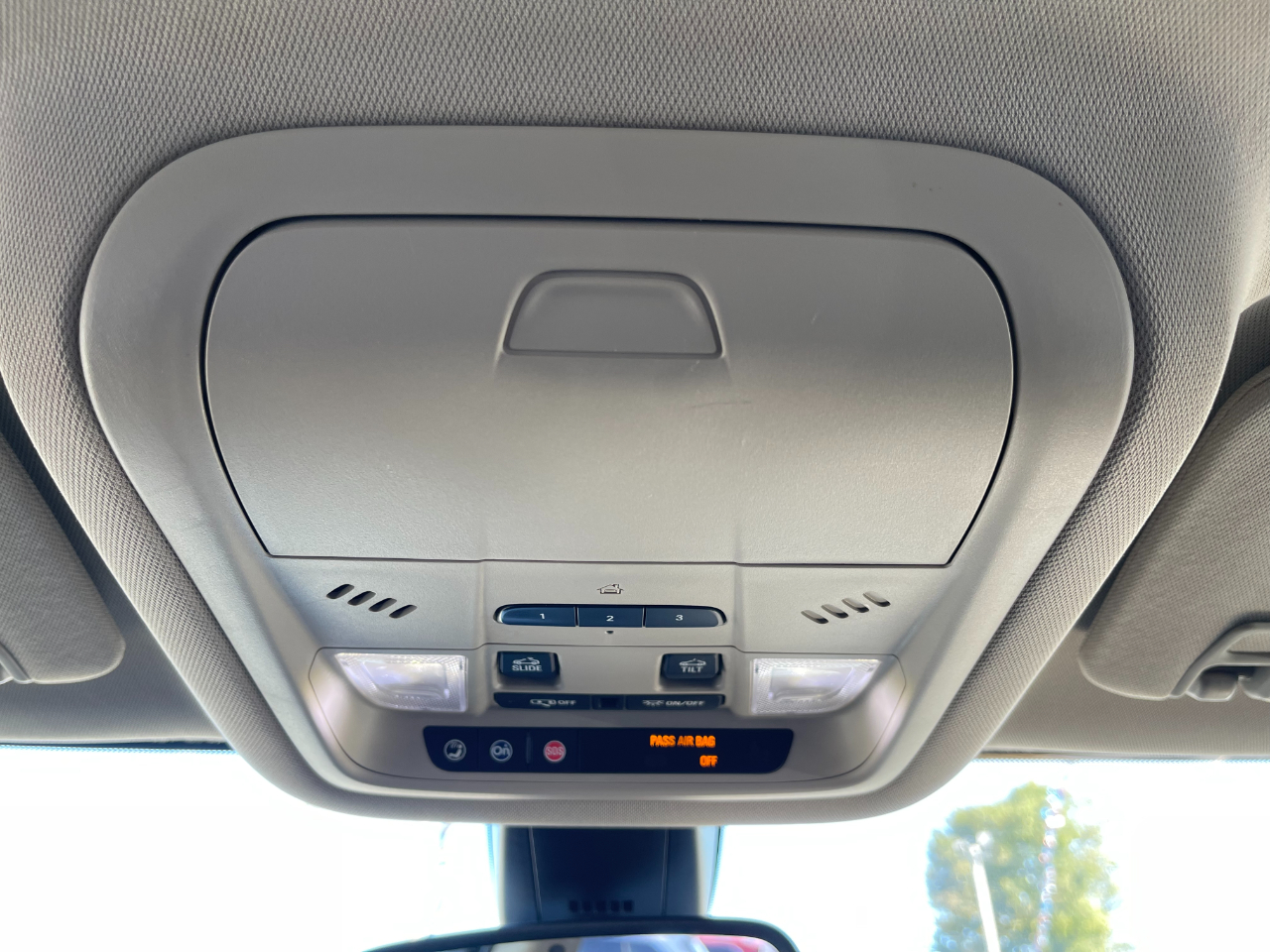 GMC Acadia Denali AWD 2017 GMC Acadia Denali AWD 2017